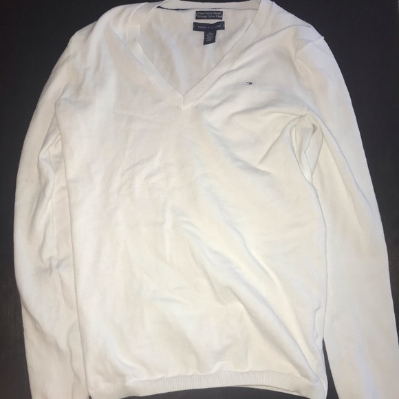 Tommy Hilfiger Sweaters - White v neck Tommy Hilfiger Tommy Hilfiger Sweaters - White v neck Tommy Hilfiger